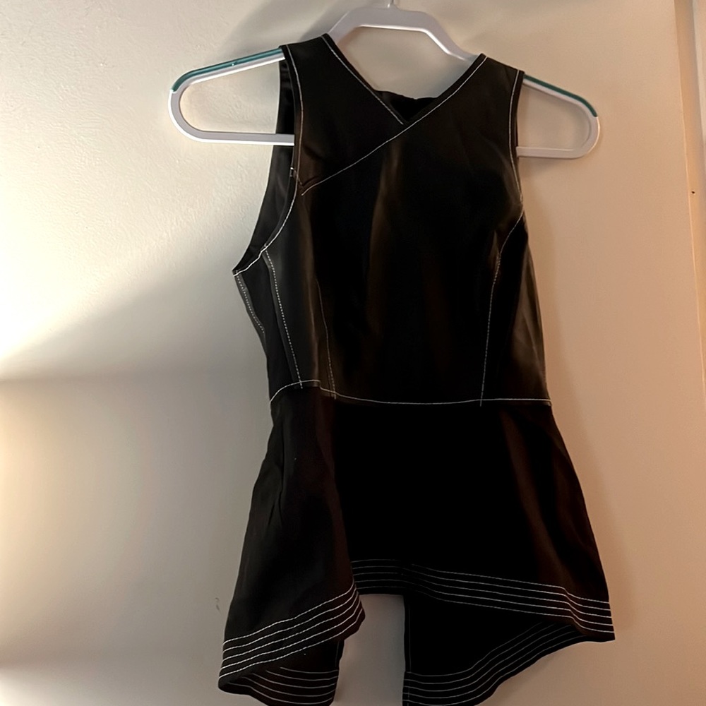 BCBG - sleeveless top